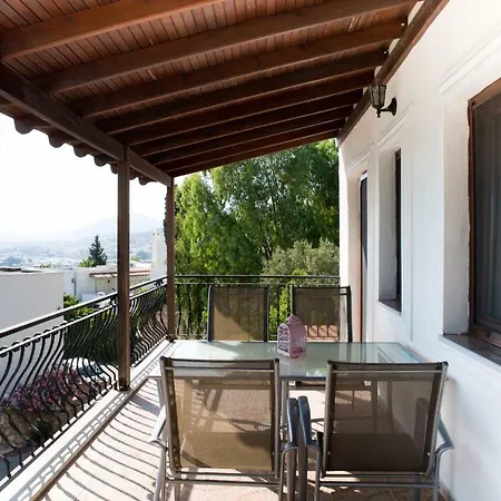 Сasa de vacaciones House